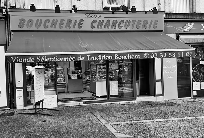 Boucherie VBA place Littre face a la mairie d Avranches